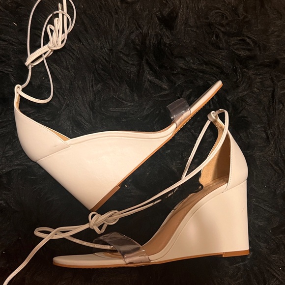 Vince Camino tie up wedge size 9 - Picture 2 of 3